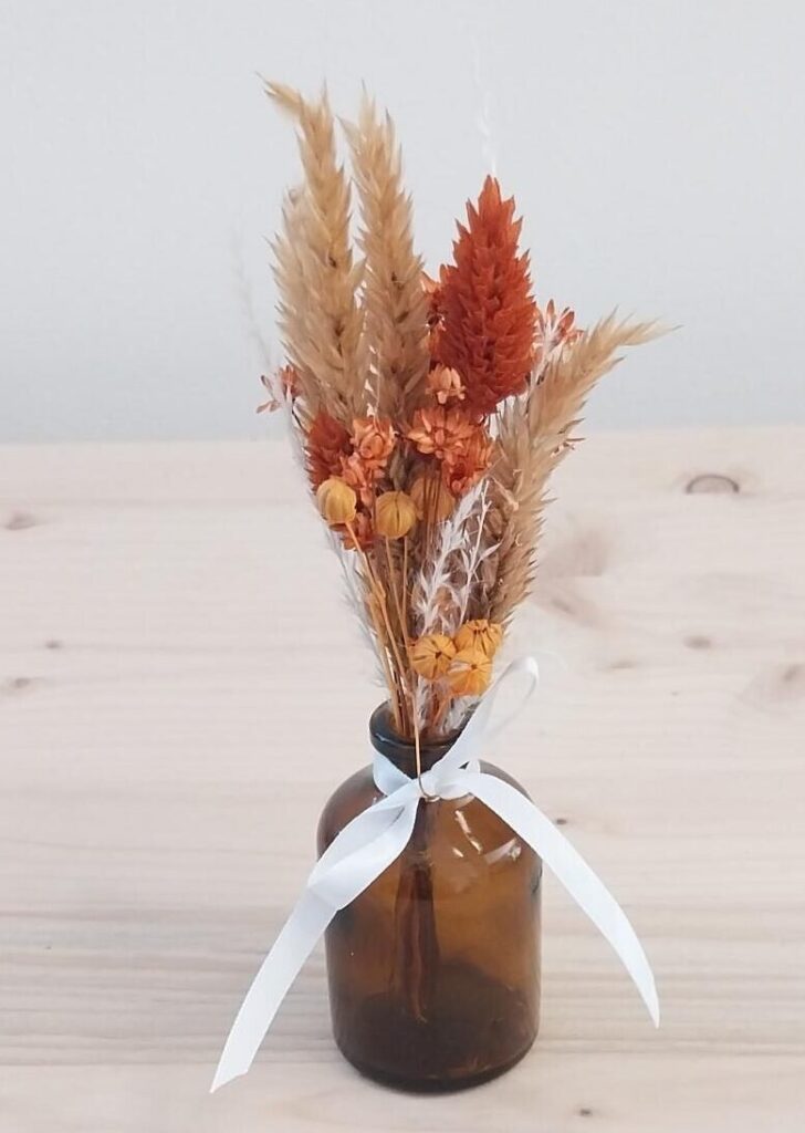 objet de décoration en fleur séchée fête des mères