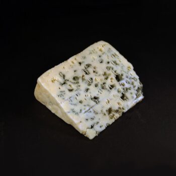 Roquefort : Fromage à pâte persillée à base de lait de Brebis